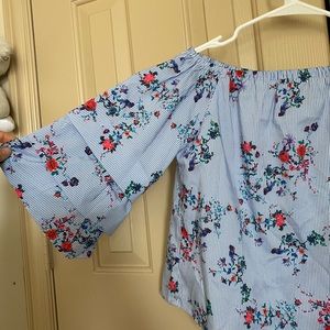 Long sleeve blue blouse